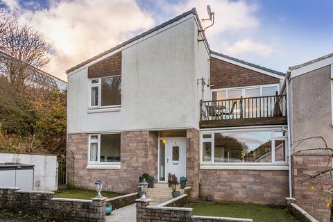 4 bedroom end of terrace house for sale, Levanne Gardens, Gourock, PA19