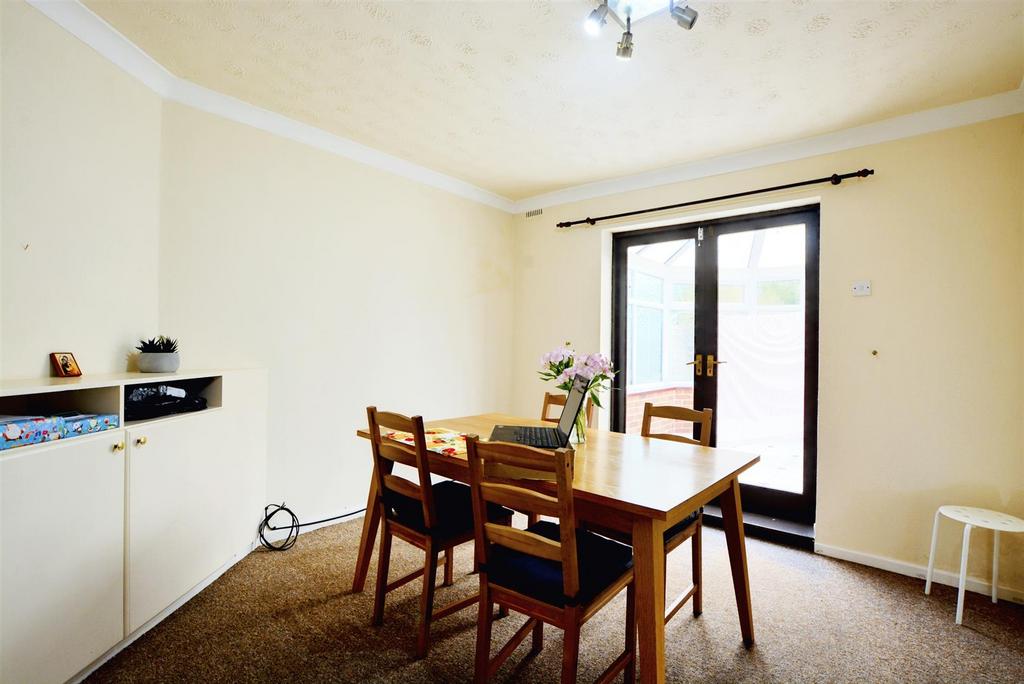 Dining Room 1.jpeg