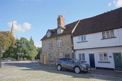 2 bedroom end of terrace house for sale, Mill Street, Warwick