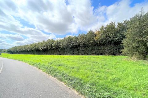 11 Blackbades Boulevard, Warwick, CV34 6DT