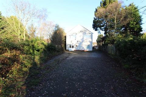 undefined, Elmdon Road, Marston Green, Birmingham, West Midlands, B37
