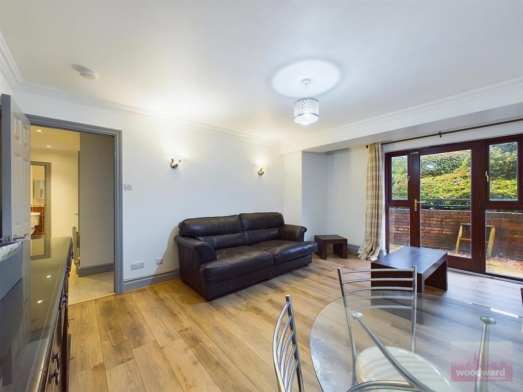 CAM01320 G0-PR0152-STILL003.jpg