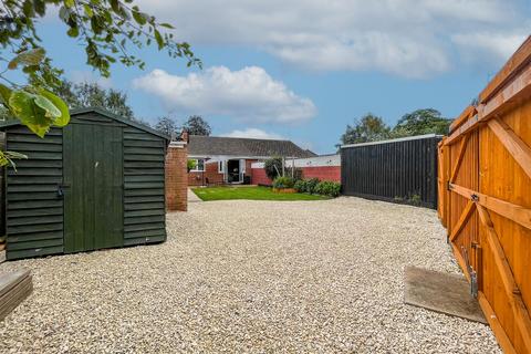 2 bedroom semi-detached bungalow for sale - Sunderland Place, Wellesbourne