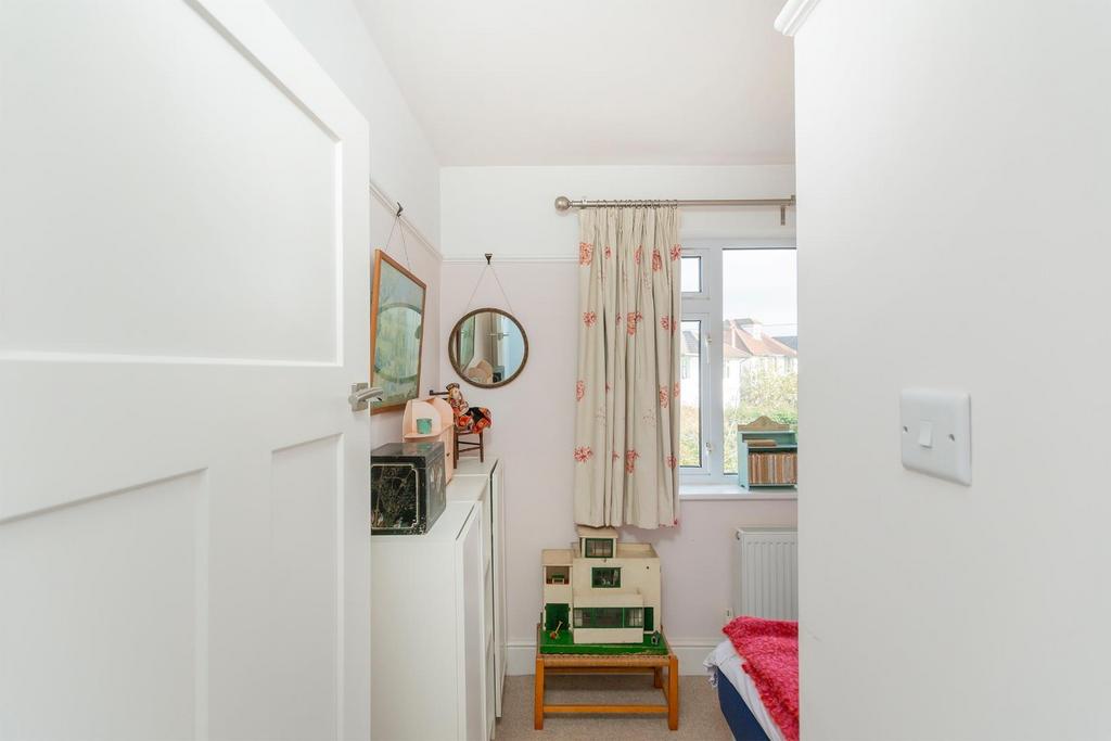ENALESUOHDER22 - Bedroom I.jpg