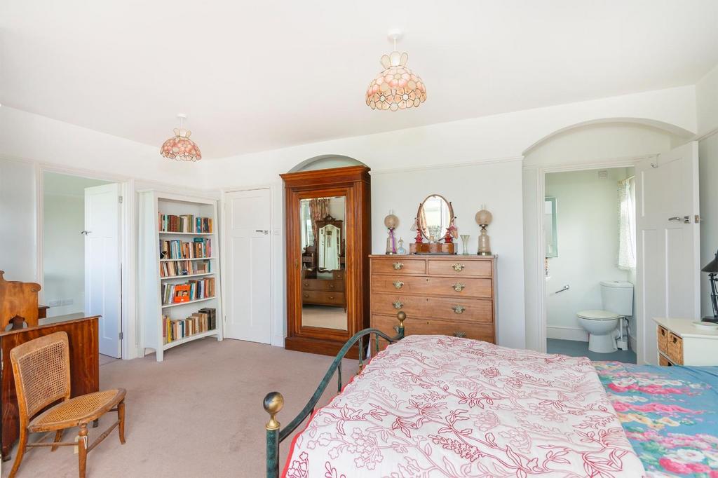 ENALESUOHDER22 - Bedroom A.jpg