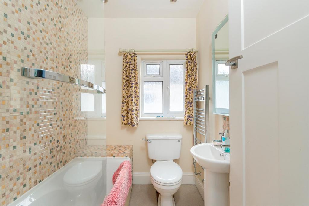 ENALESUOHDER22 - Bathroom C.jpg
