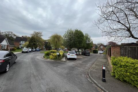 Garage for sale, Archery Feilds, Rear of Bridge End, Warwick