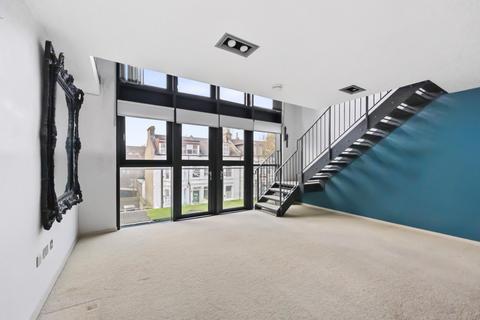 2 bedroom duplex for sale, Connaught Road, Hove