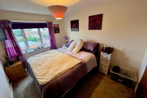 7 Coach Close, Berkeley, GL13 9EJ