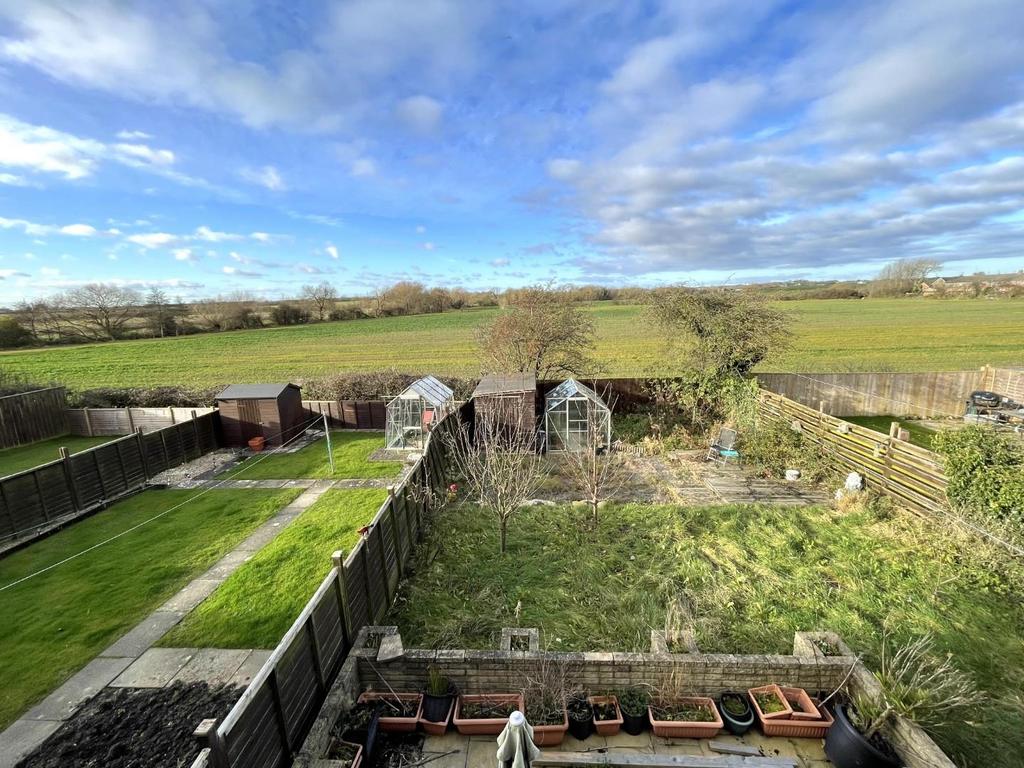 REAR VIEW & GARDEN