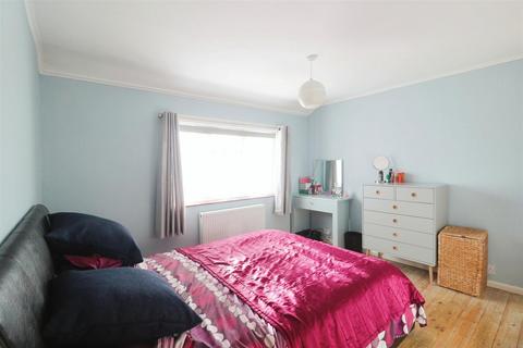 21 Carters Mead, Harlow, CM17 9ER