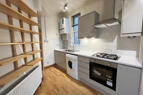 2 bedroom flat to rent, Holland Road, Kensal Rise