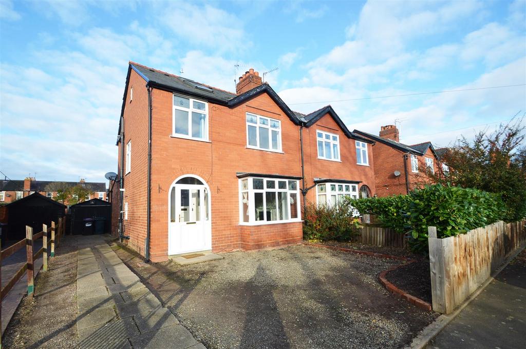 Alexandra Avenue, Meole Village, Shrewsbury 4 bed semidetached house