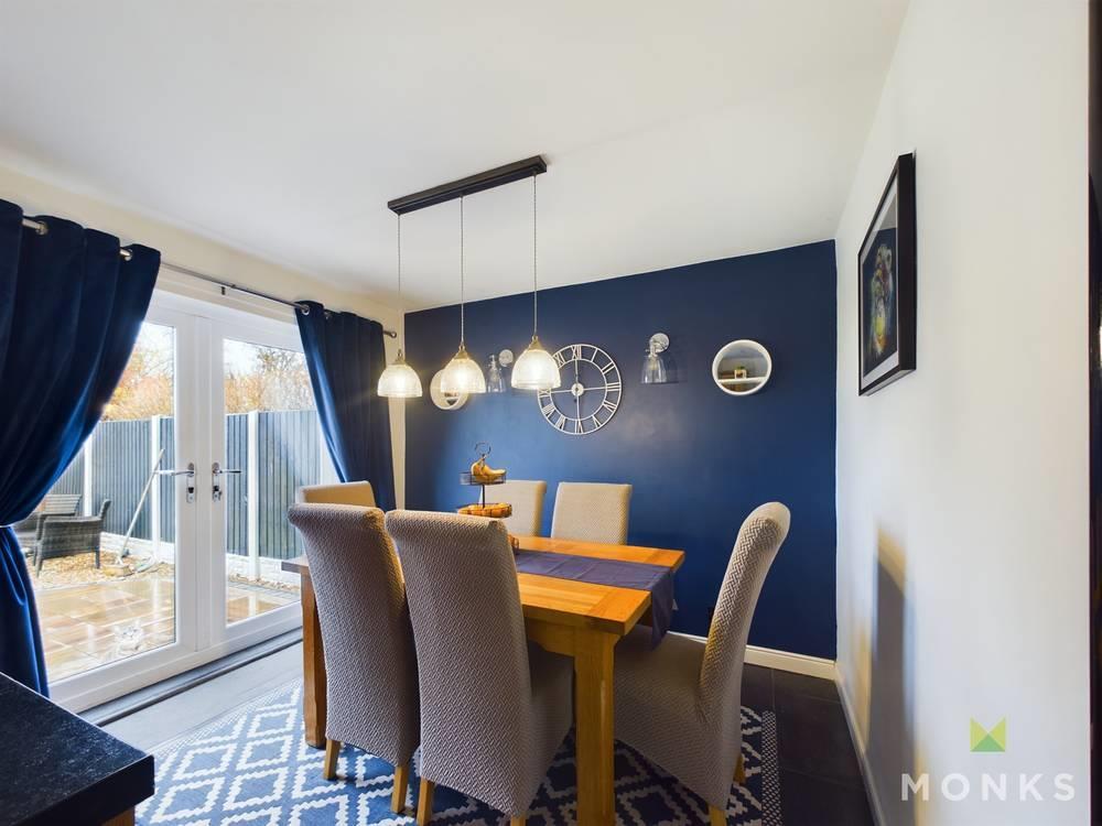 Dining Room.jpg
