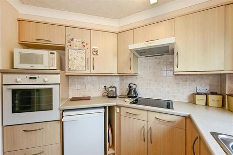 2 bedroom retirement property for sale - Stockbridge Road, Chichester