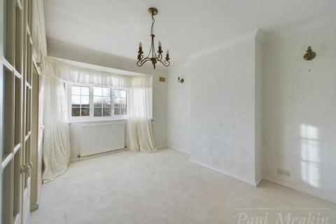 35 Abbots Green, Croydon, CR0 5BL