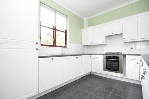 2 bedroom apartment for sale, MERRYLANDS FARM, GREAT BOOKHAM, KT23