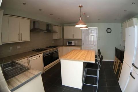 Kensington Terrace - 1 bedroom in a house share to rent