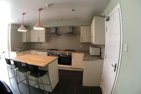1 bedroom in a house share to rent, 39 Kensington Terrace