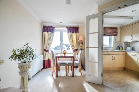 1 bedroom flat for sale - London Road, Benfleet SS7