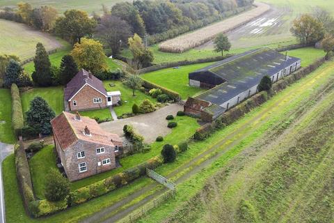 5 bedroom country house for sale - Main Street, Melbourne, York