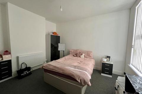 4 bedroom house to rent - Hudson Road, Southsea