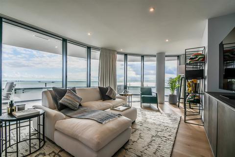 2 bedroom flat for sale, Western esplanade, Southend-On-Sea SS1
