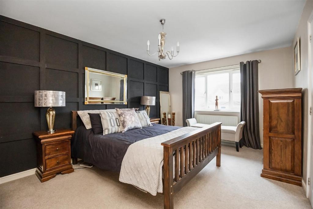 17 Dover Way17.jpg