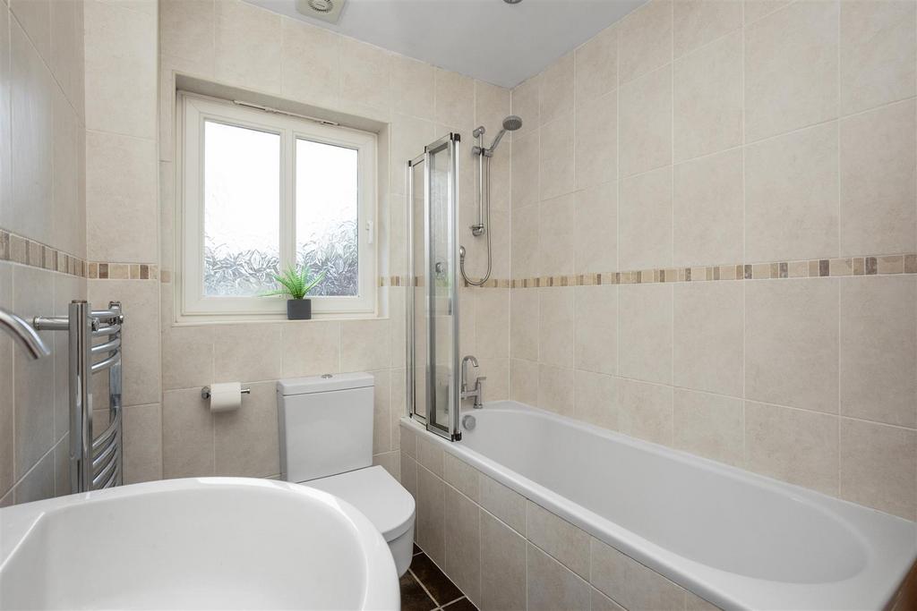 17 Dover Way26.jpg