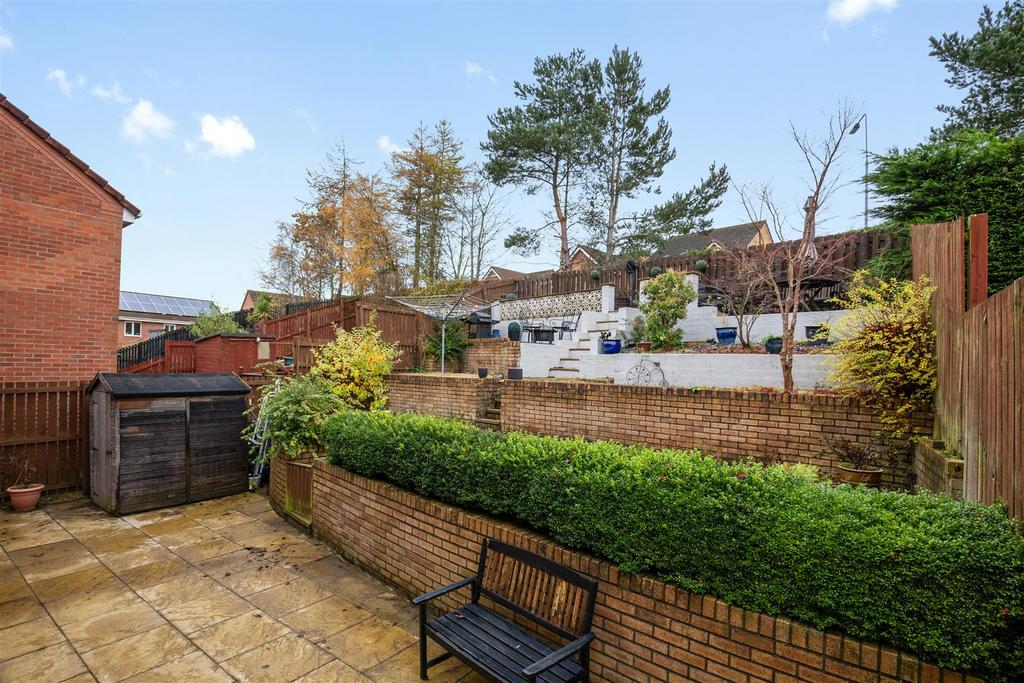 17 Dover Way28.jpg