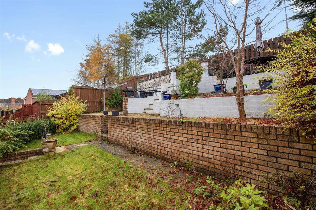 17 Dover Way29.jpg