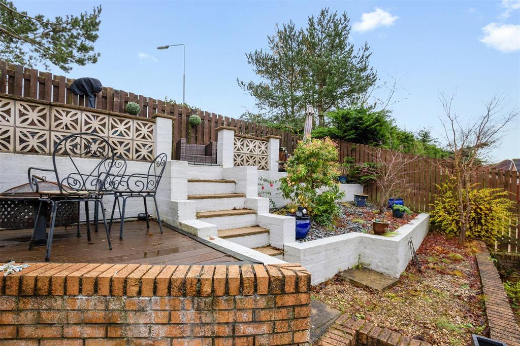 17 Dover Way30.jpg