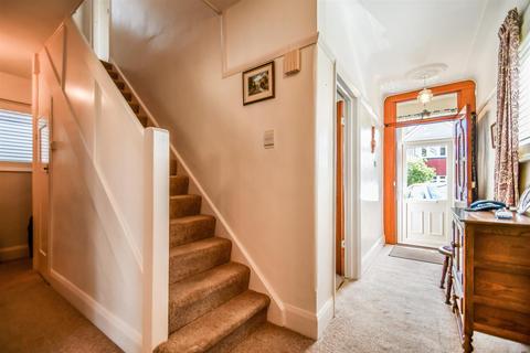 3 bedroom detached house for sale - Station Road, Leigh-On-Sea SS9