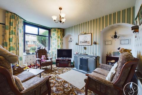 3 bedroom semi-detached house for sale, Armley Grange Avenue, Leeds
