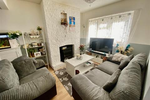 2 bedroom terraced house for sale, Westcott Place, Swindon SN1