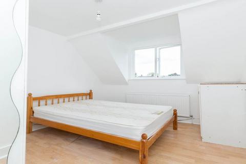 1 bedroom flat to rent, N22
