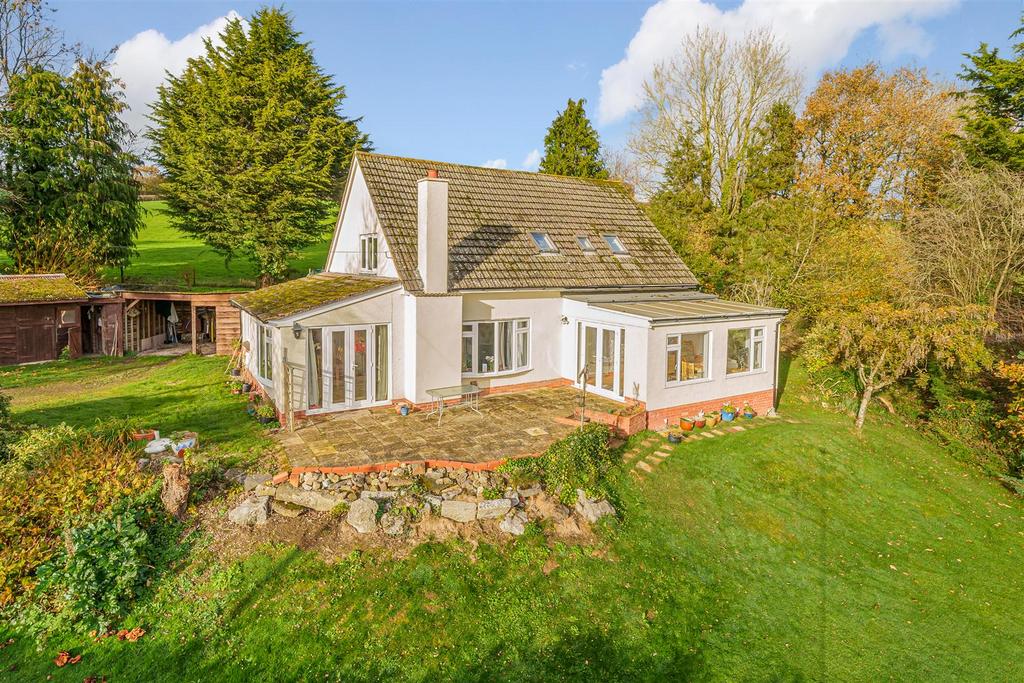 Dunsford, Exeter 4 bed detached house for sale £850,000