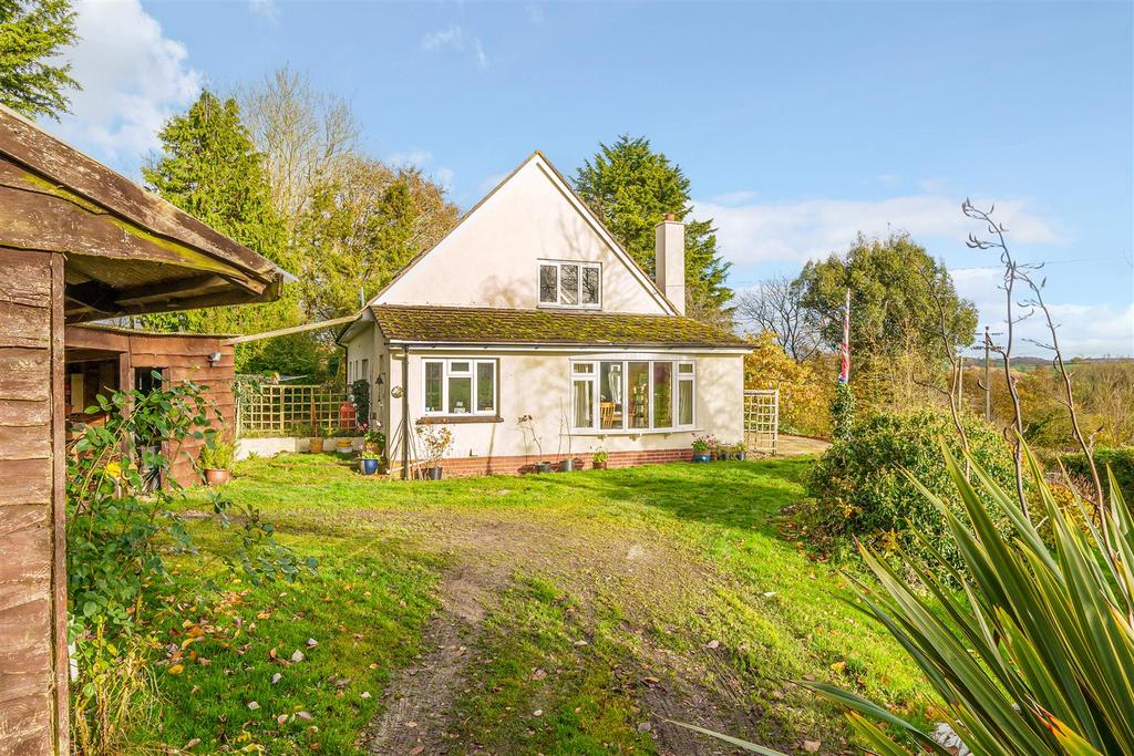 Dunsford, Exeter 4 bed detached house for sale £850,000