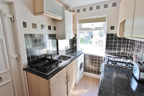 4 bedroom terraced house to rent, Clementson Road, Sheffield, S10 1GS