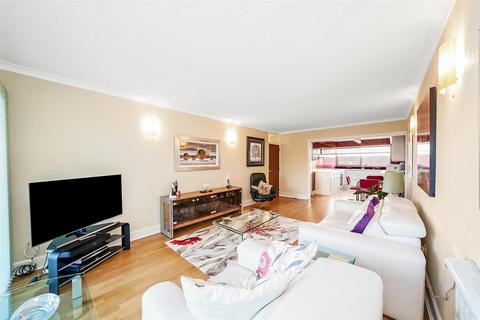 2 bedroom apartment for sale - 28 Forest View, London E4