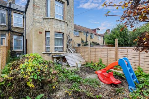 123 Wells Way, London, SE5 7SZ