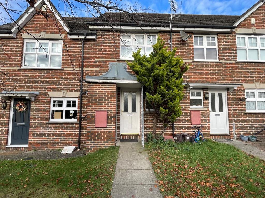 Colenso Drive, Mill Hill, NW7 2 bed terraced house £1,950 pcm (£450 pw)