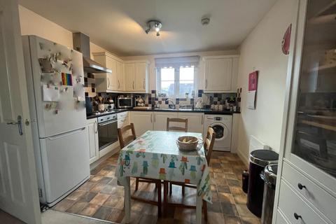 2 bedroom flat for sale, Great Chart, Ashford