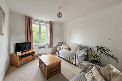 2 bedroom flat for sale, Great Chart, Ashford