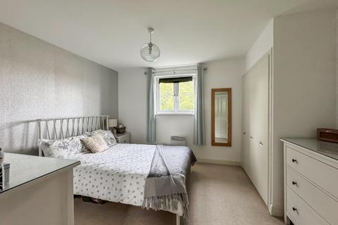 2 bedroom flat for sale, Great Chart, Ashford