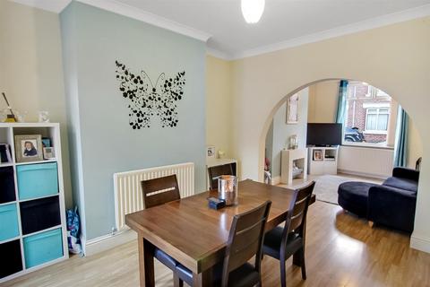 2 bedroom terraced house to rent - Cartmell Terrace, Darlington