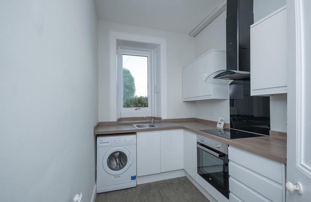 Union Street, Stirling, FK8 2 bed flat for sale £130,000