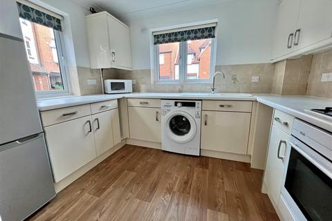 28, Regents Court Kings Road, Burnham-on-crouch, CM0 8PP