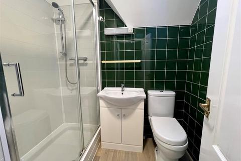 28, Regents Court Kings Road, Burnham-on-crouch, CM0 8PP