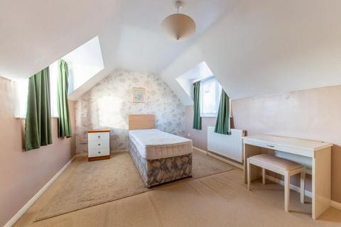 2 bedroom detached bungalow for sale - Greenacres, Ludlow